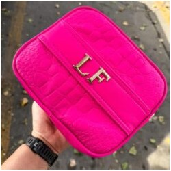 Crossbody Croco Hot Pink (Herraje Oro)